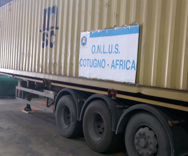 Partenza del container per il Benin